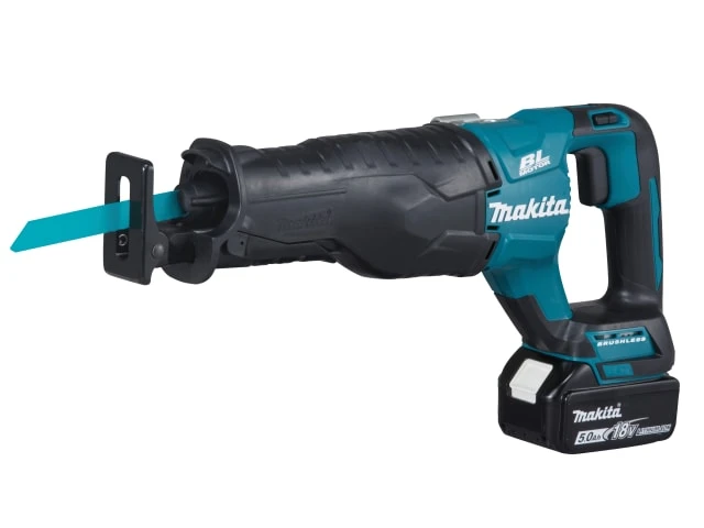 Makita Reciprocating Saw Makita DJR187RTE cordless reciprocating saw with battery
